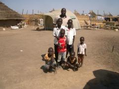 Deng_Leng_with_Returnee_children_5801.JPG